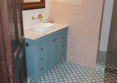 latest vanity works blue aqua design