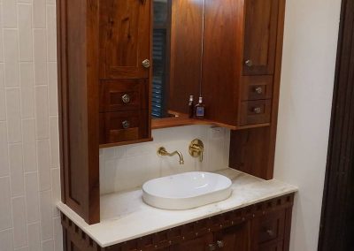 classic bathroom design