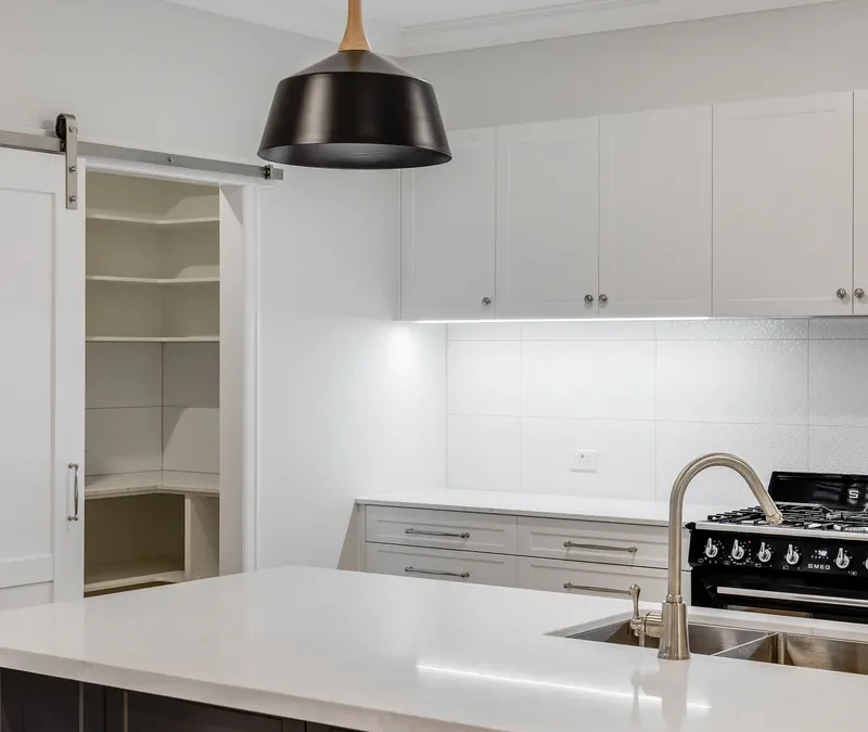 Cabinet Makers Toowoomba: How Custom Joinery Improves Kitchen Storage, Flow and Finish
